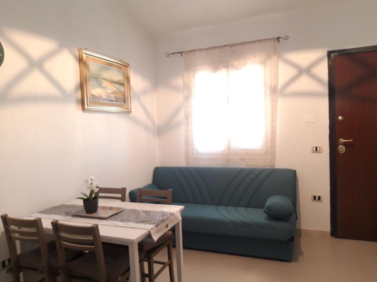 Casa Pillina Apartman Orosei Kültér fotó