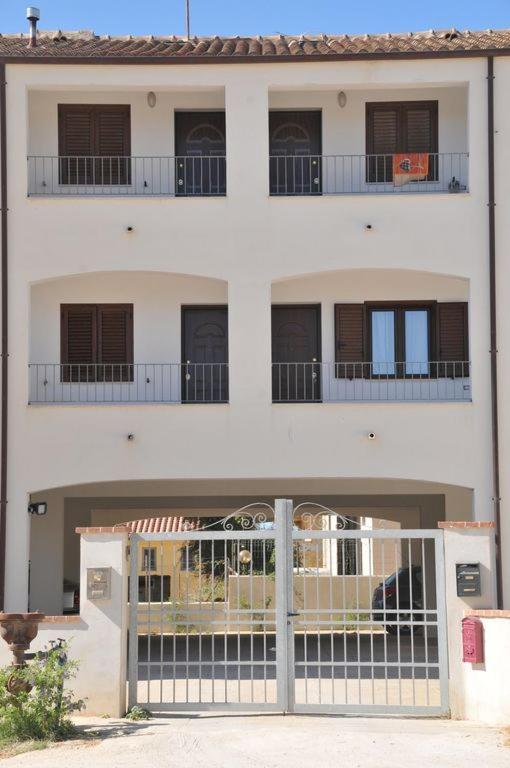 Casa Pillina Apartman Orosei Kültér fotó